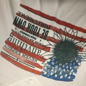 Red white and blue flag shirt size xl